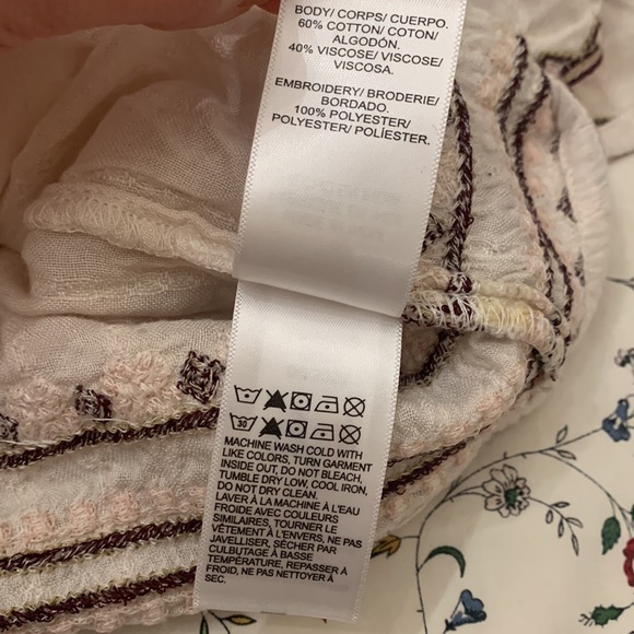 Boho Embroidered Top - Picture 11 of 13